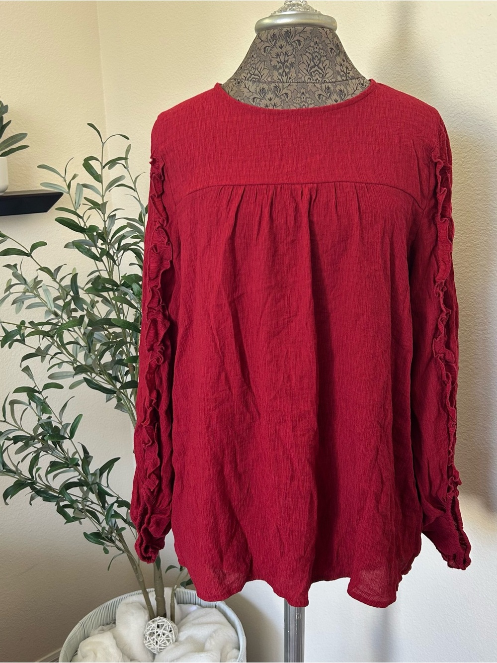 Doe & Rae Red Ruffle-Trim Long Sleeve Top